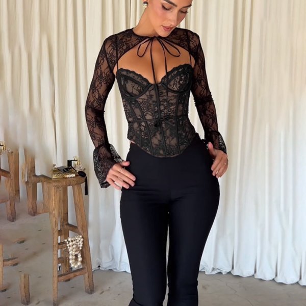 Women's Slim-fit Lace Waist Top